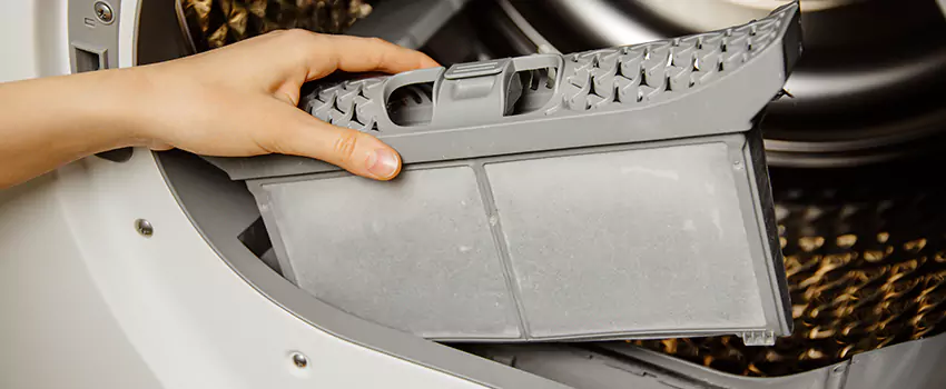 Signs Of A Clogged Dryer Lint Trap in Raytown, Missouri
